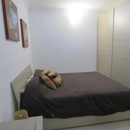 Aquamarine Sea Front - Second Floor Appartement