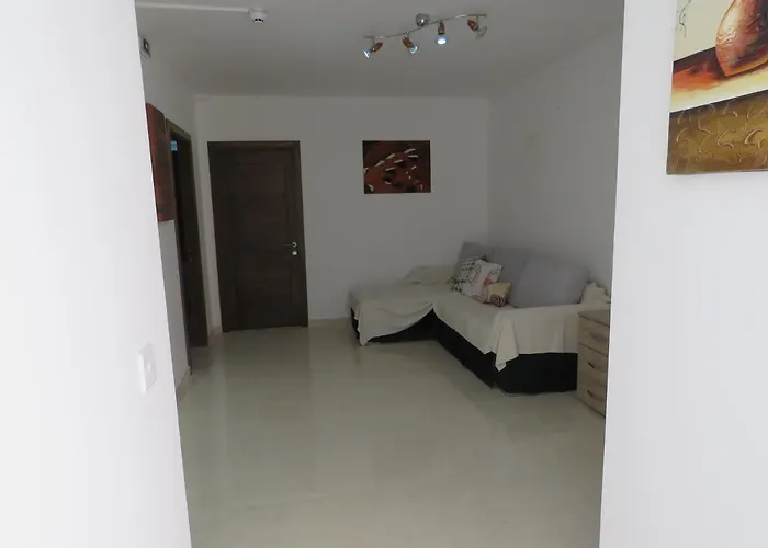 Aquamarine Sea Front - Second Floor Apartment *